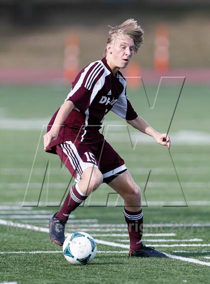 Thumbnail 3 in DeSmet Jesuit vs Belleville West (Gateway City Soccer Classic) photogallery.
