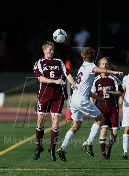 Thumbnail 2 in DeSmet Jesuit vs Belleville West (Gateway City Soccer Classic) photogallery.