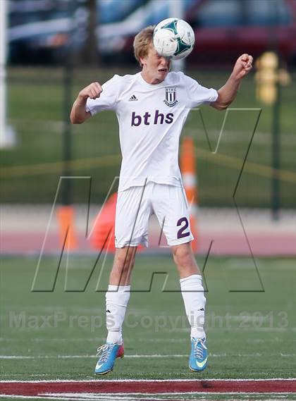 Thumbnail 2 in DeSmet Jesuit vs Belleville West (Gateway City Soccer Classic) photogallery.