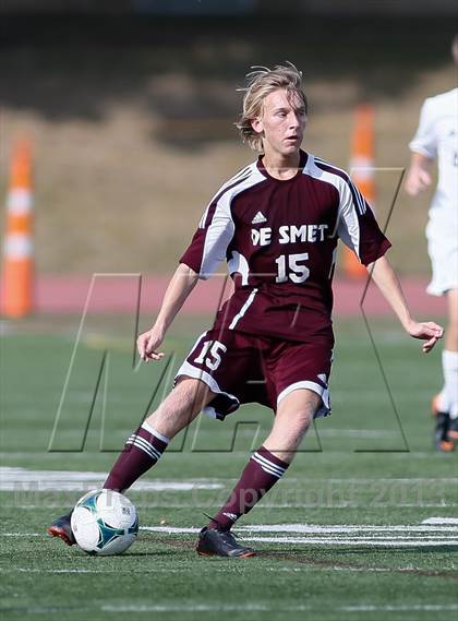 Thumbnail 1 in DeSmet Jesuit vs Belleville West (Gateway City Soccer Classic) photogallery.
