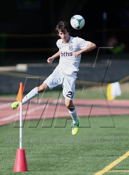 Thumbnail 2 in DeSmet Jesuit vs Belleville West (Gateway City Soccer Classic) photogallery.