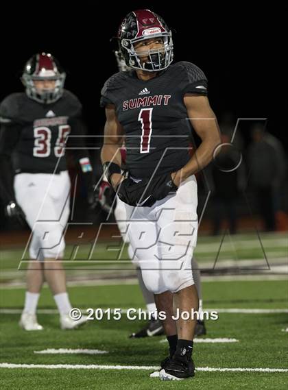 Thumbnail 3 in Rockwood Summit vs. Chaminade (MSHSAA Class 5 Quarterfinal) photogallery.