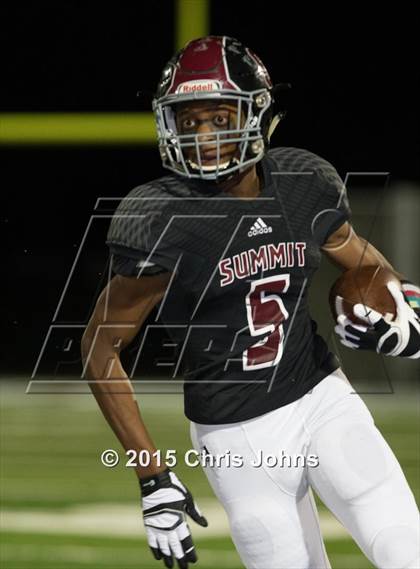 Thumbnail 1 in Rockwood Summit vs. Chaminade (MSHSAA Class 5 Quarterfinal) photogallery.