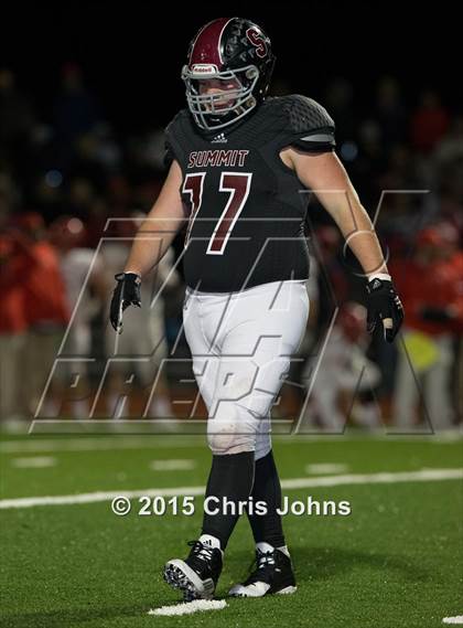 Thumbnail 3 in Rockwood Summit vs. Chaminade (MSHSAA Class 5 Quarterfinal) photogallery.