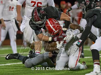 Thumbnail 3 in Rockwood Summit vs. Chaminade (MSHSAA Class 5 Quarterfinal) photogallery.