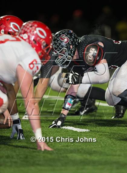 Thumbnail 2 in Rockwood Summit vs. Chaminade (MSHSAA Class 5 Quarterfinal) photogallery.