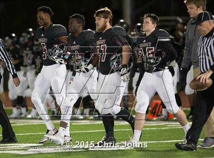 Thumbnail 3 in Rockwood Summit vs. Chaminade (MSHSAA Class 5 Quarterfinal) photogallery.