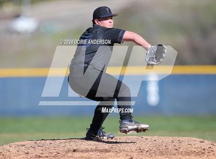 Thumbnail 1 in Sheldon @ Vista del Lago photogallery.