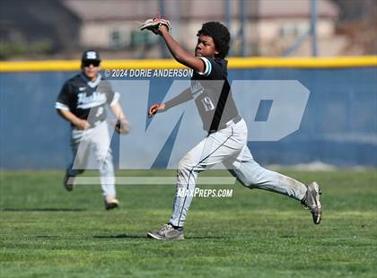Thumbnail 2 in Sheldon @ Vista del Lago photogallery.