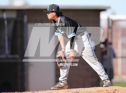 Thumbnail 3 in Sheldon @ Vista del Lago photogallery.