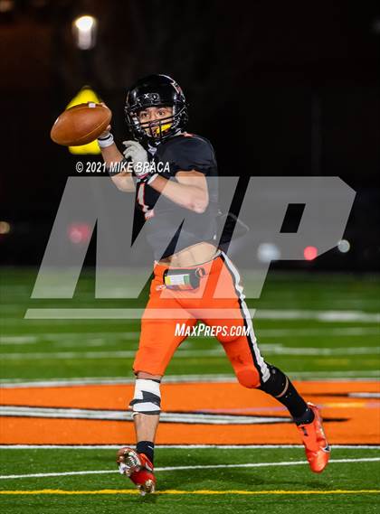 Thumbnail 3 in Stoughton vs. Milford photogallery.