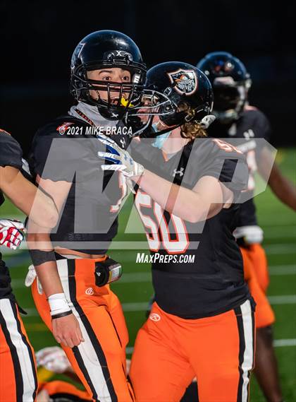 Thumbnail 2 in Stoughton vs. Milford photogallery.