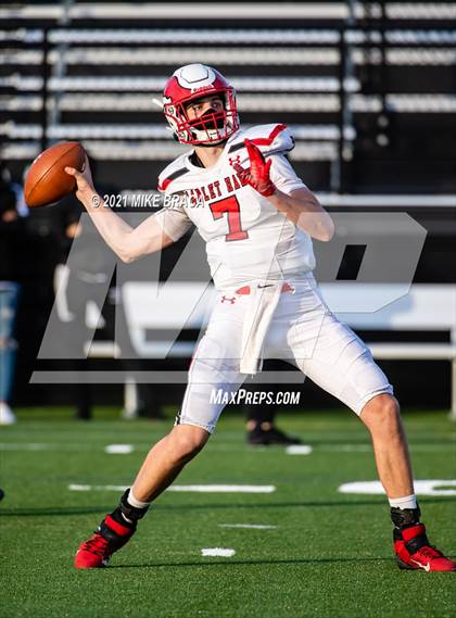Thumbnail 2 in Stoughton vs. Milford photogallery.