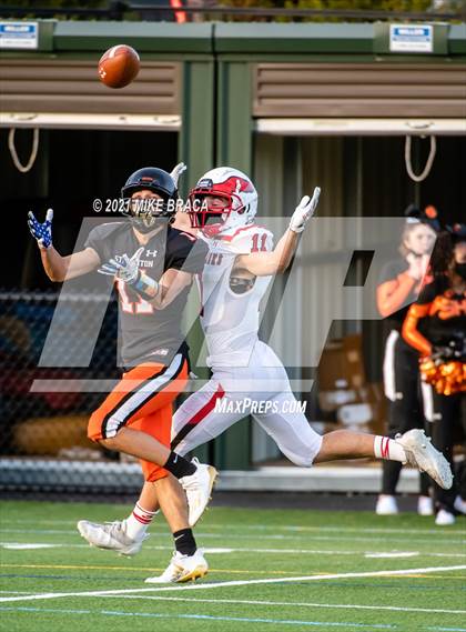 Thumbnail 3 in Stoughton vs. Milford photogallery.