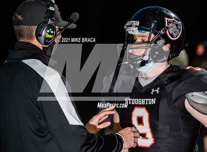 Thumbnail 3 in Stoughton vs. Milford photogallery.