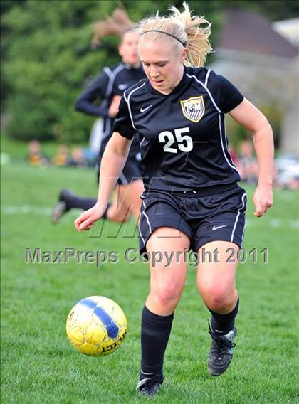 Thumbnail 3 in Lancaster Mennonite @ Lancaster Catholic photogallery.