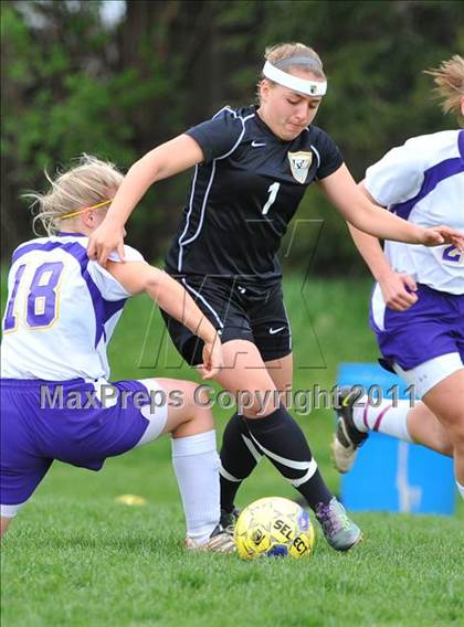 Thumbnail 1 in Lancaster Mennonite @ Lancaster Catholic photogallery.