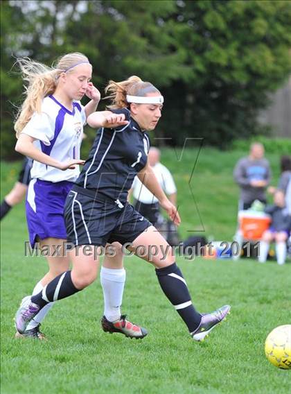 Thumbnail 2 in Lancaster Mennonite @ Lancaster Catholic photogallery.