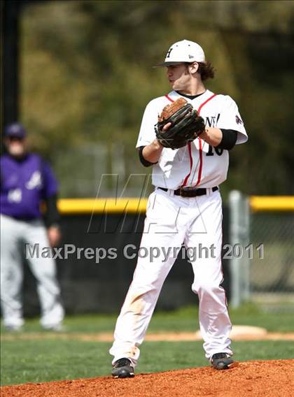 Thumbnail 2 in Angleton vs Hargrave (Goose Creek Memorial Tournament) photogallery.