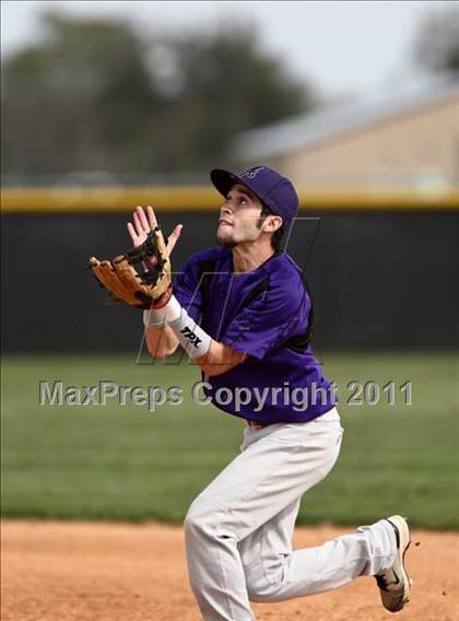 Thumbnail 2 in Angleton vs Hargrave (Goose Creek Memorial Tournament) photogallery.