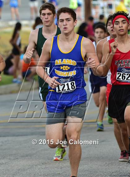 Thumbnail 3 in NEISD Invitational photogallery.