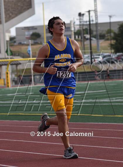 Thumbnail 2 in NEISD Invitational photogallery.