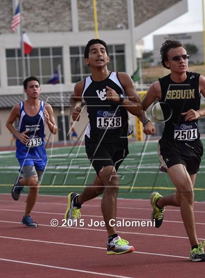 Thumbnail 3 in NEISD Invitational photogallery.