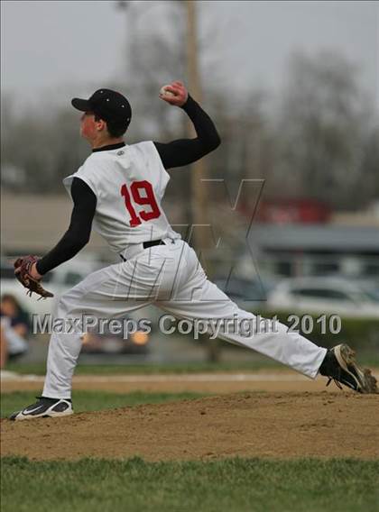 Thumbnail 3 in O'Fallon @ Granite City photogallery.