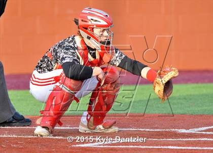 Thumbnail 2 in Mineral Wells vs Alvarado (Bowie Invitational) photogallery.