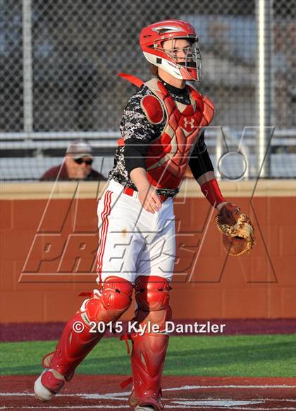 Thumbnail 3 in Mineral Wells vs Alvarado (Bowie Invitational) photogallery.