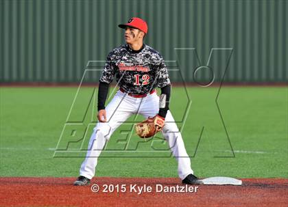Thumbnail 1 in Mineral Wells vs Alvarado (Bowie Invitational) photogallery.