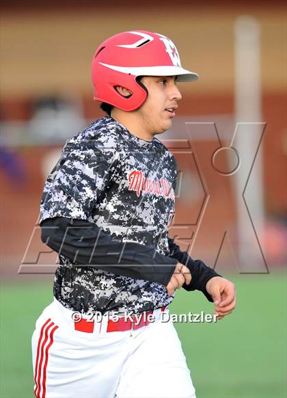 Thumbnail 1 in Mineral Wells vs Alvarado (Bowie Invitational) photogallery.