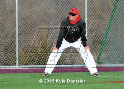 Thumbnail 2 in Mineral Wells vs Alvarado (Bowie Invitational) photogallery.