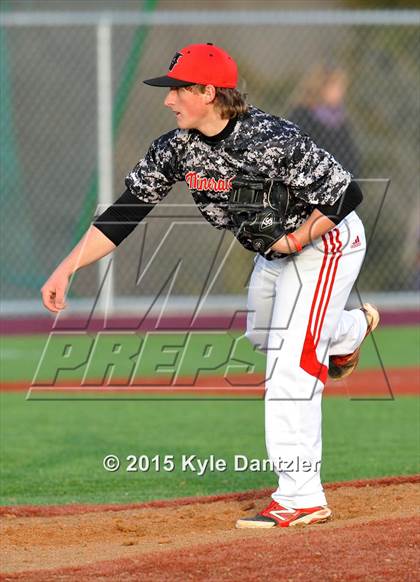 Thumbnail 2 in Mineral Wells vs Alvarado (Bowie Invitational) photogallery.