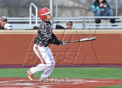 Thumbnail 2 in Mineral Wells vs Alvarado (Bowie Invitational) photogallery.