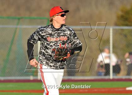 Thumbnail 1 in Mineral Wells vs Alvarado (Bowie Invitational) photogallery.