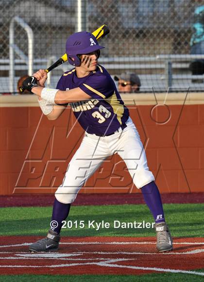 Thumbnail 3 in Mineral Wells vs Alvarado (Bowie Invitational) photogallery.