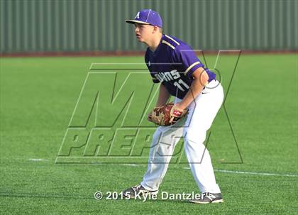Thumbnail 1 in Mineral Wells vs Alvarado (Bowie Invitational) photogallery.