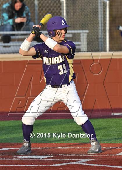 Thumbnail 2 in Mineral Wells vs Alvarado (Bowie Invitational) photogallery.