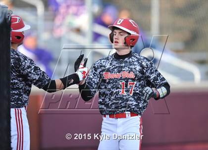 Thumbnail 3 in Mineral Wells vs Alvarado (Bowie Invitational) photogallery.