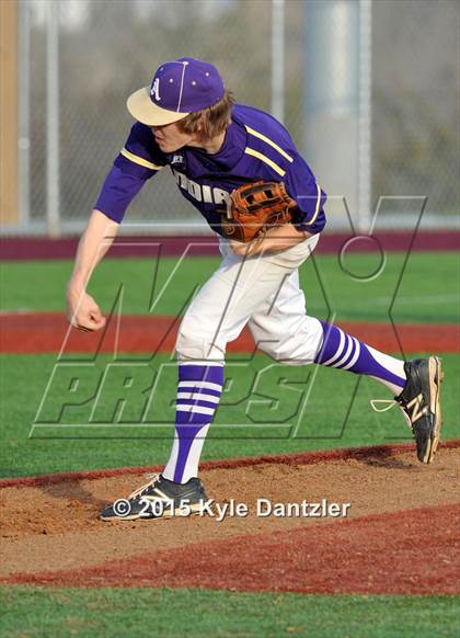 Thumbnail 2 in Mineral Wells vs Alvarado (Bowie Invitational) photogallery.