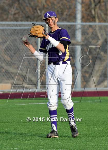 Thumbnail 3 in Mineral Wells vs Alvarado (Bowie Invitational) photogallery.