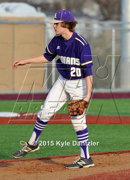 Thumbnail 1 in Mineral Wells vs Alvarado (Bowie Invitational) photogallery.