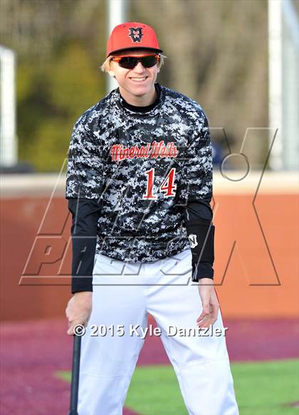 Thumbnail 2 in Mineral Wells vs Alvarado (Bowie Invitational) photogallery.