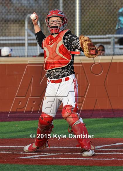 Thumbnail 1 in Mineral Wells vs Alvarado (Bowie Invitational) photogallery.