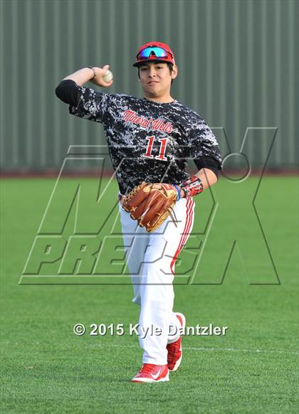 Thumbnail 1 in Mineral Wells vs Alvarado (Bowie Invitational) photogallery.