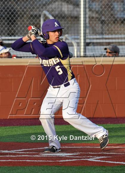 Thumbnail 2 in Mineral Wells vs Alvarado (Bowie Invitational) photogallery.