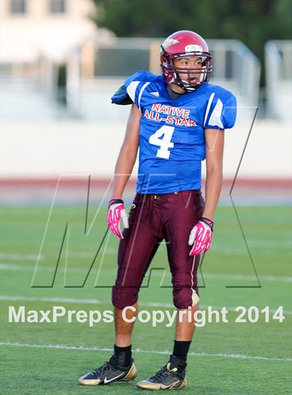 Thumbnail 3 in Native All-Star Football Classic (Red Hawks vs. Blue Eagles) photogallery.