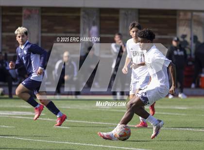 Thumbnail 3 in Servite vs. Bellarmine College Prep (SoCal College Showcase) photogallery.