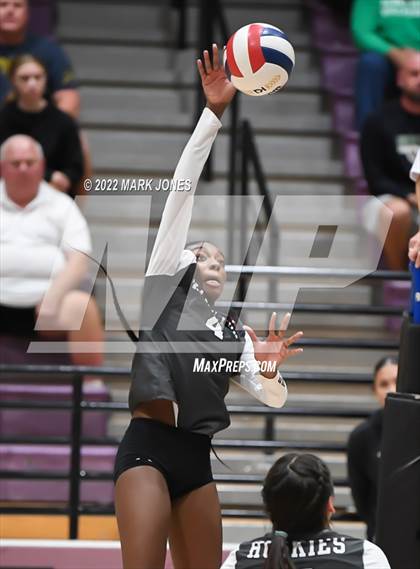 Thumbnail 1 in Sunnyslope @ Hamilton  (AIA 6A Quarterfinal) photogallery.